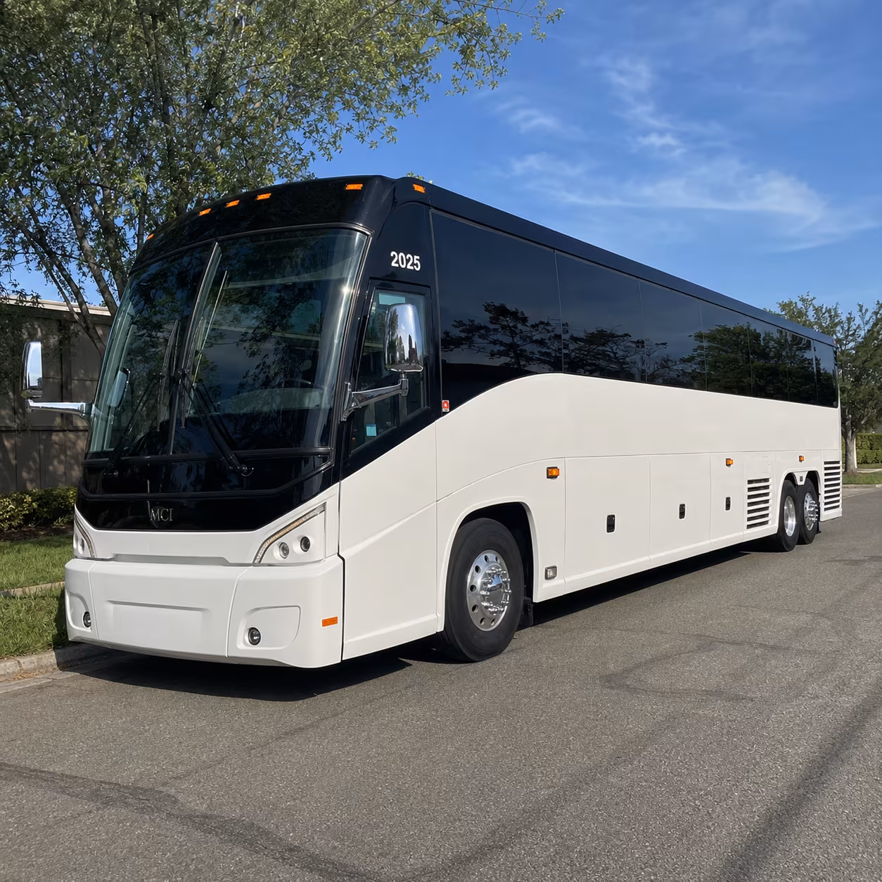 40-56 Passenger Charter Bus Exterior