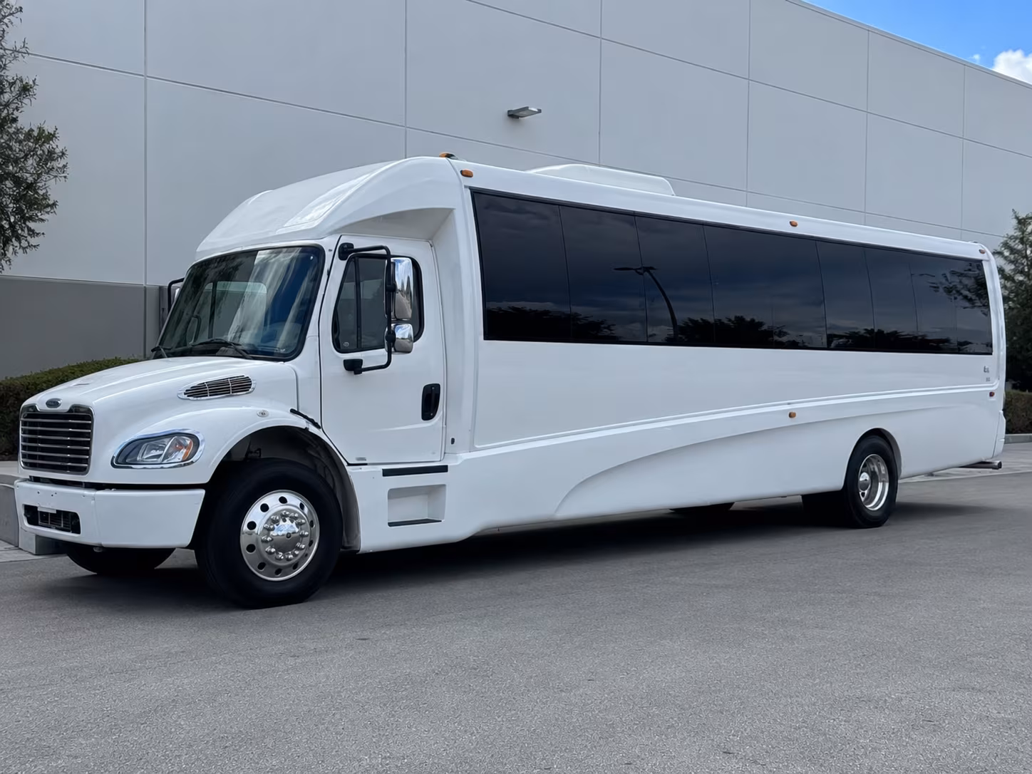 Elizabeth Party Bus Rental