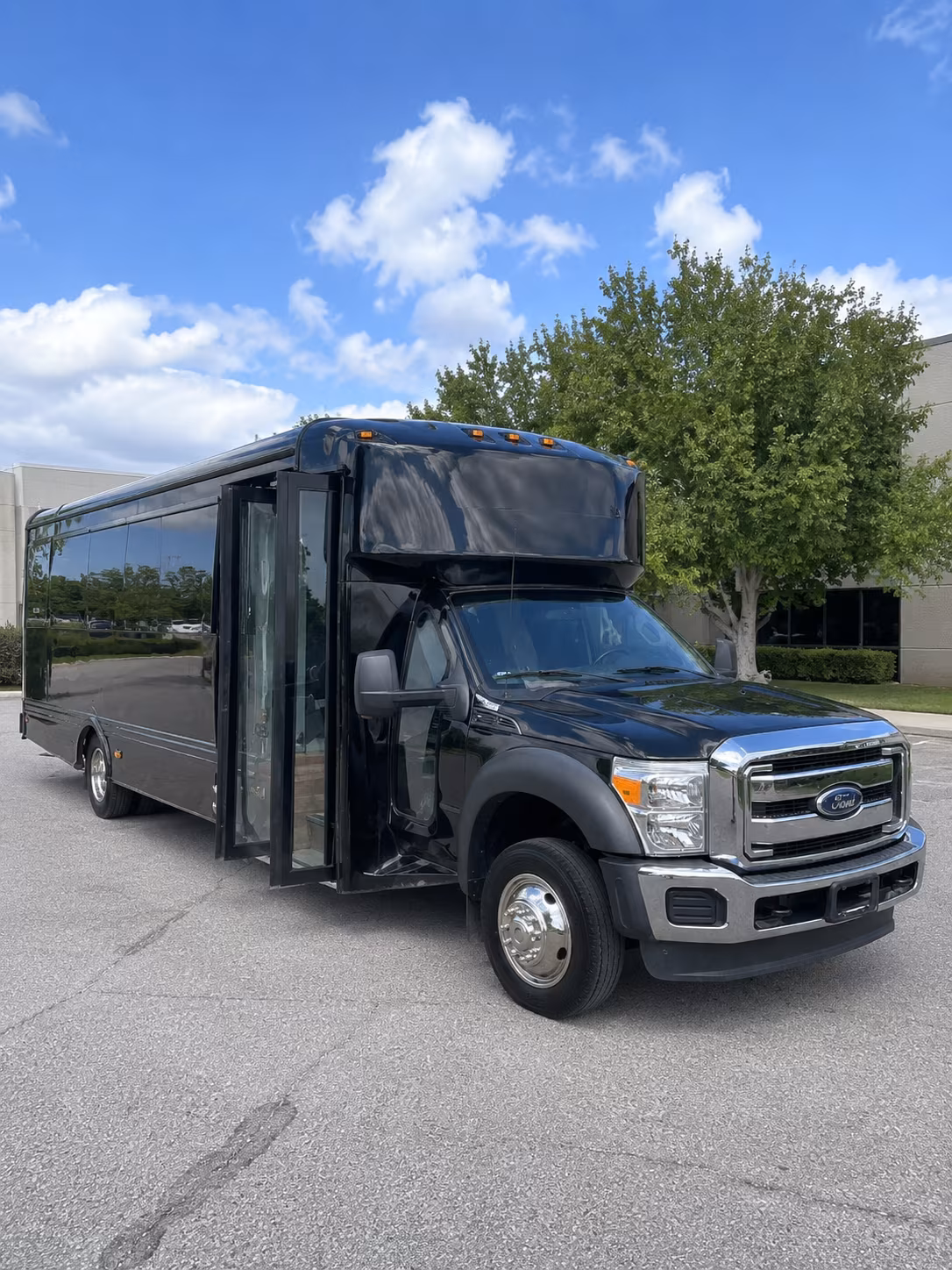 Irvington Winery Tour & Pub Crawl Transportation